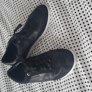 Cole Haan black sneakers size 9